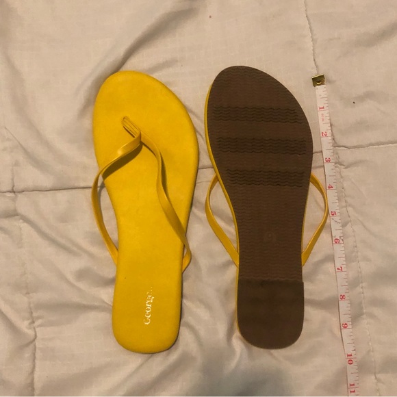 3/20$ George - Yellow Sandals - Picture 2 of 4